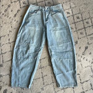 BCBGeneration Barrel Leg Jean